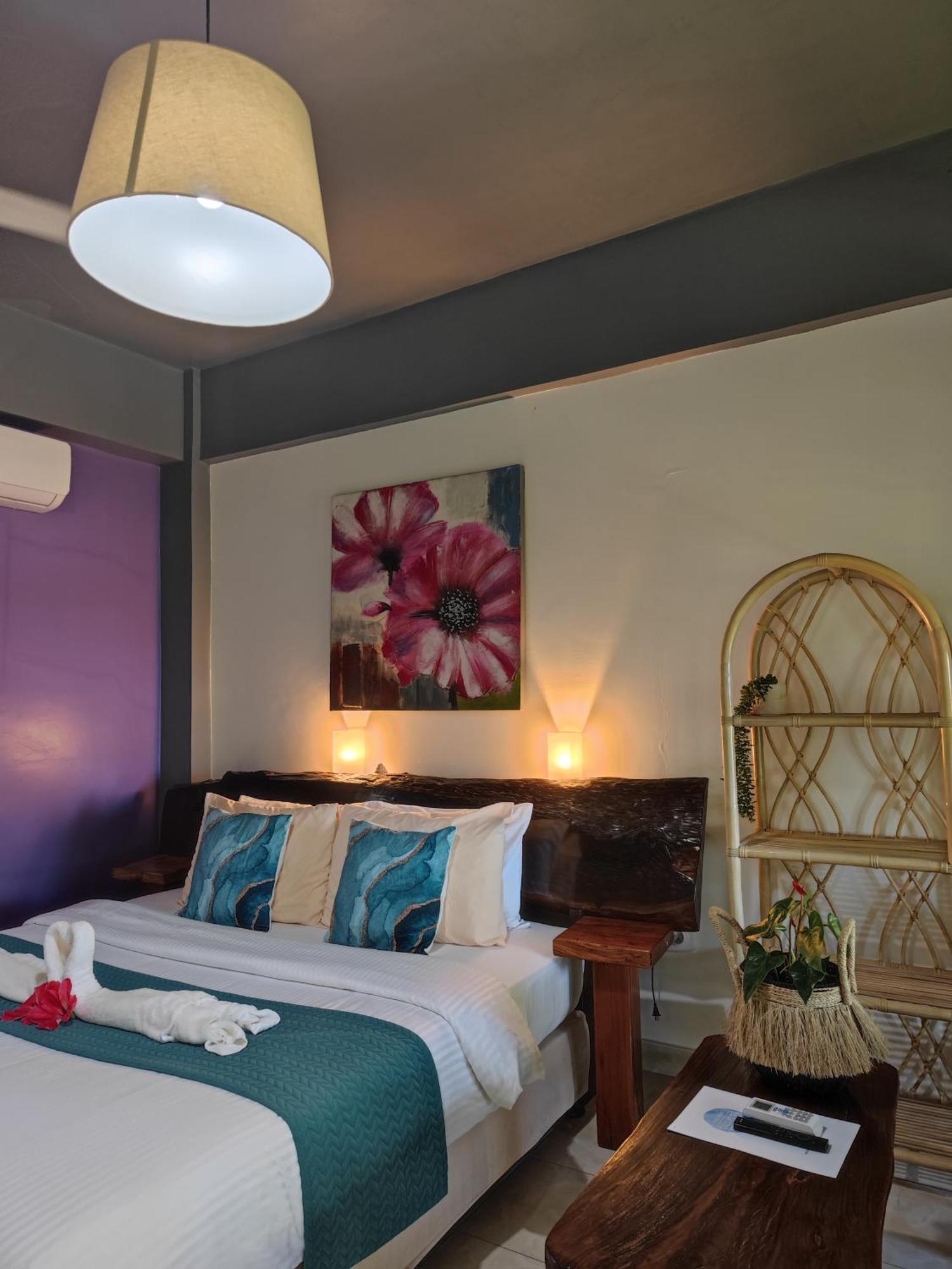 Daluyong Beach Resort جنرال لونا المظهر الخارجي الصورة
