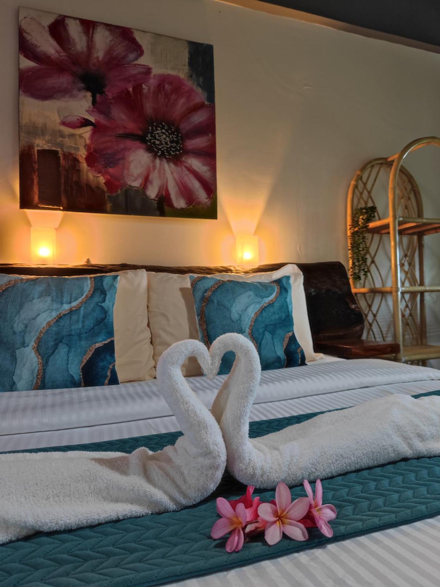 Daluyong Beach Resort جنرال لونا المظهر الخارجي الصورة