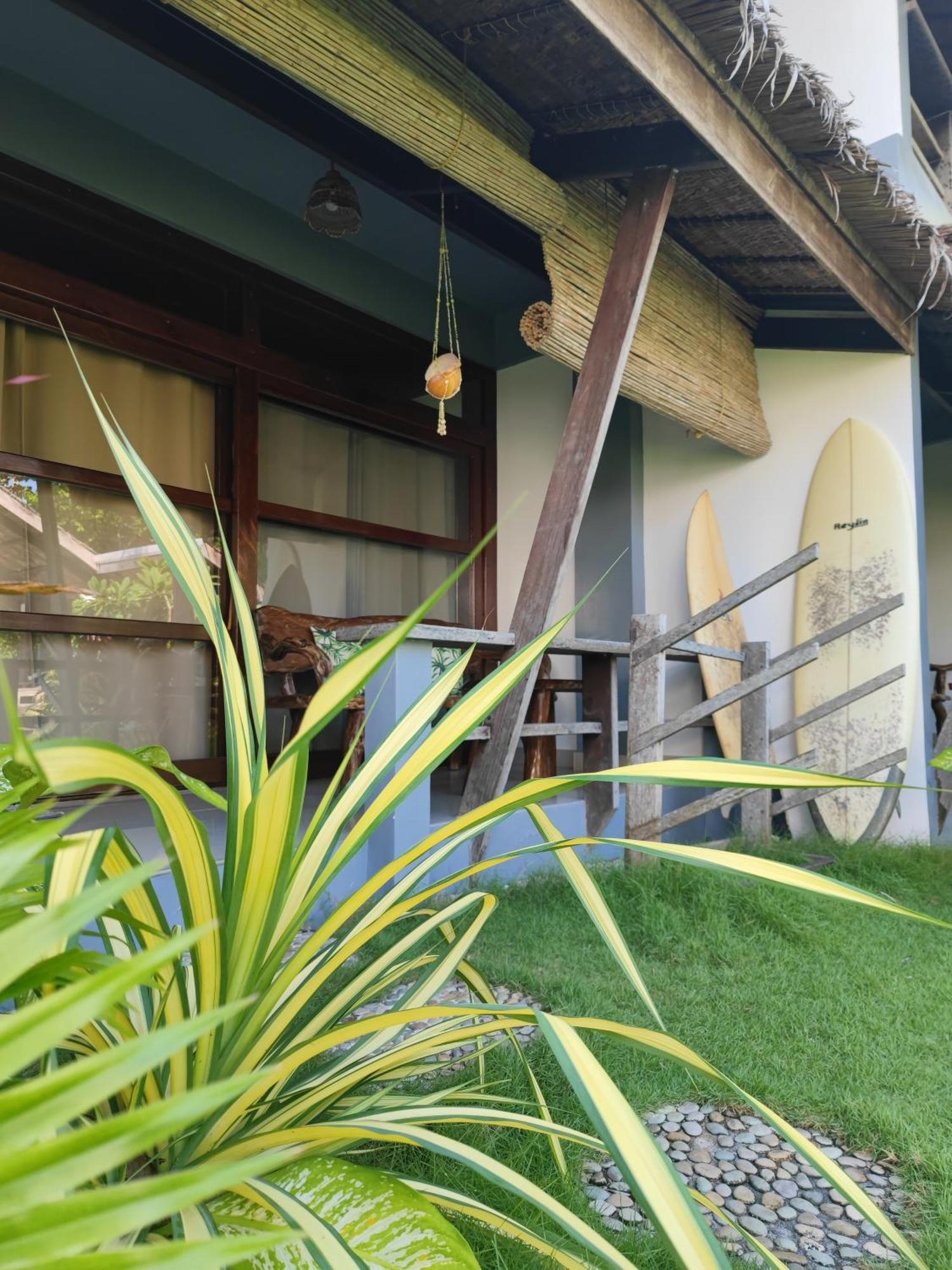 Daluyong Beach Resort جنرال لونا المظهر الخارجي الصورة