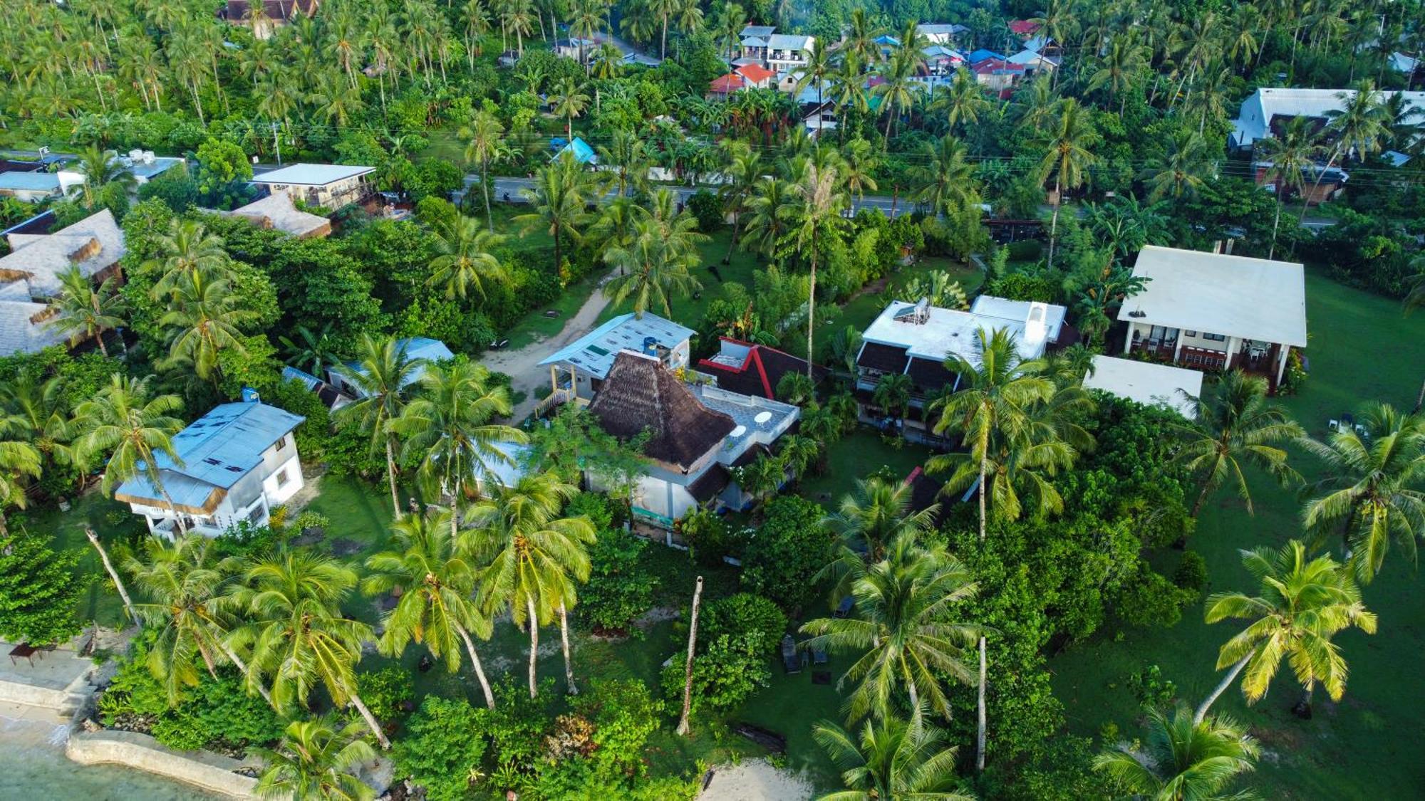 Daluyong Beach Resort جنرال لونا المظهر الخارجي الصورة