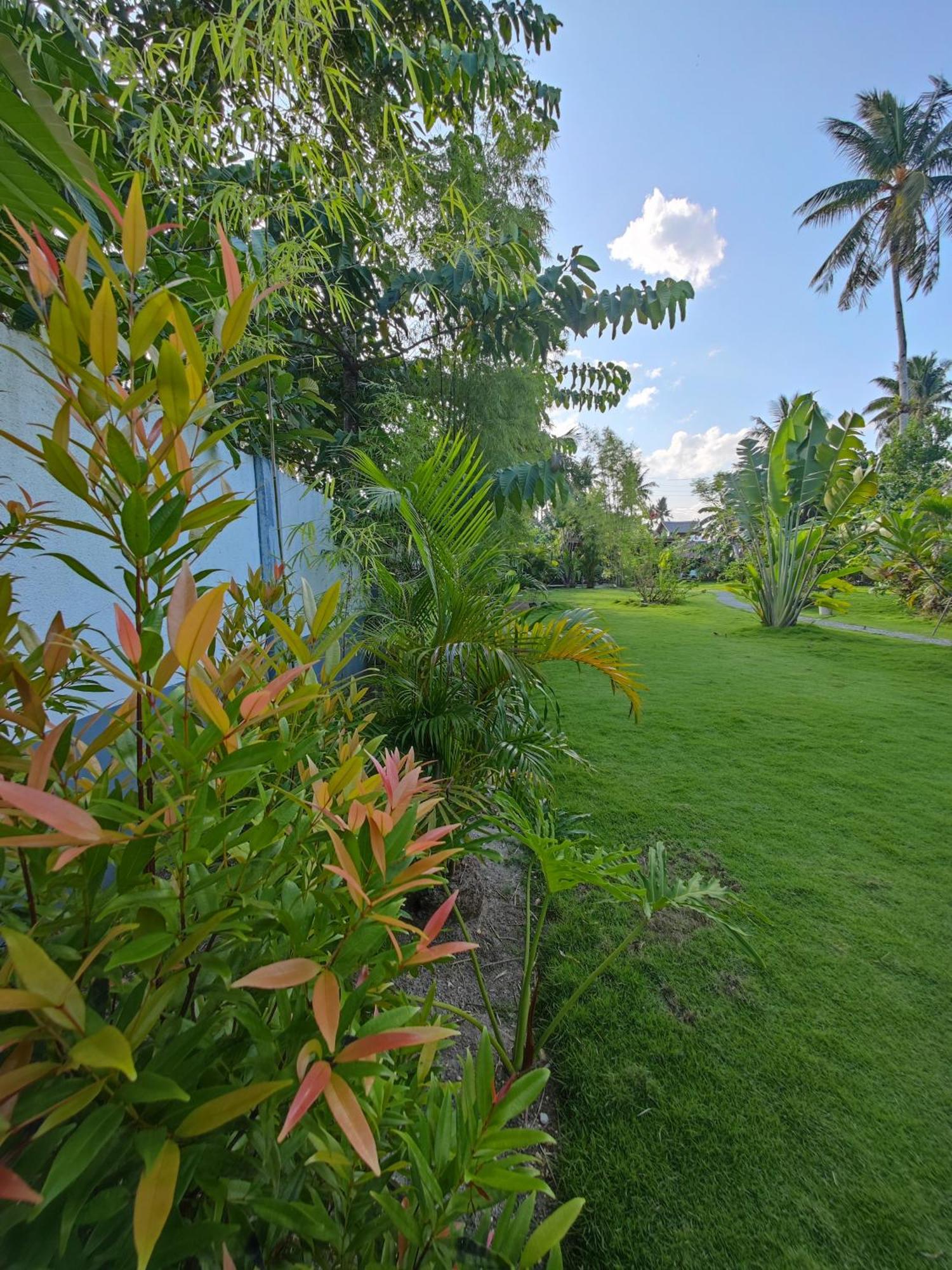 Daluyong Beach Resort جنرال لونا المظهر الخارجي الصورة